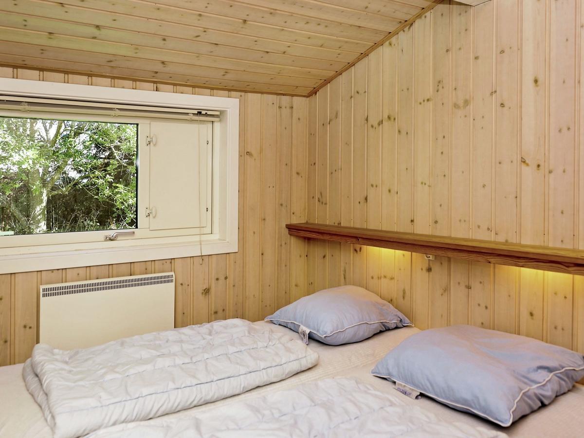 12 Person Holiday Home In Aakirkeby Vester Somarken Esterno foto